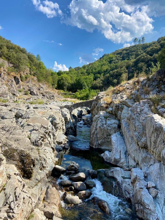 La Frigoule, Un Gite Au Coeur Du Parc Des Cevennes Generargues Exteriör bild